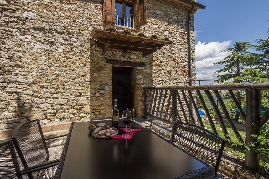 Agriturismo Monte Acuto Umbertide Chambre photo